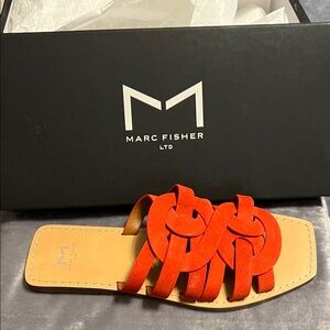 Marc Fisher ladies medium Pink Sandals NWT